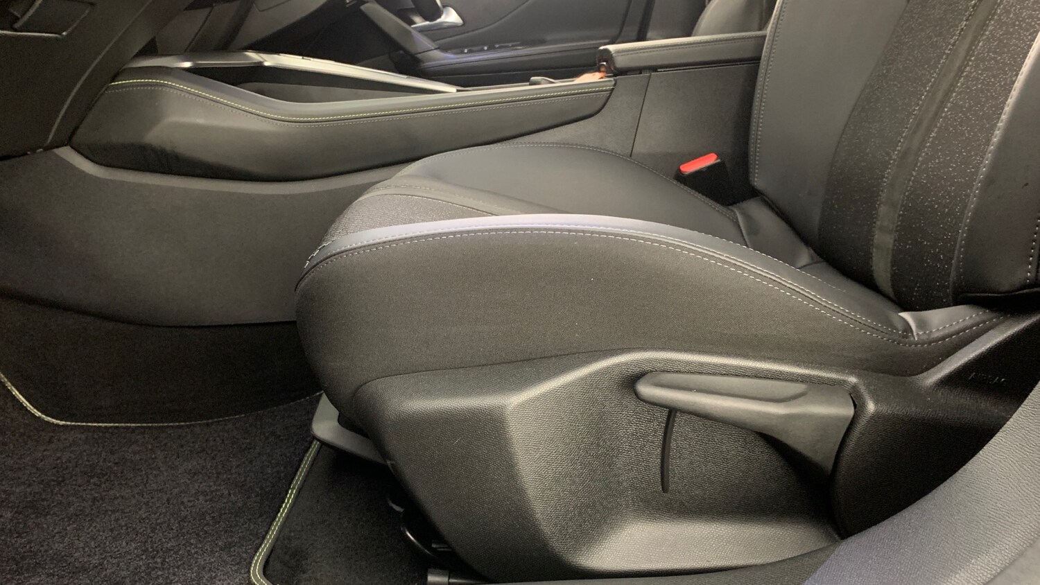 Used Peugeot 408 2025 for sale - 77785237: Photo 45