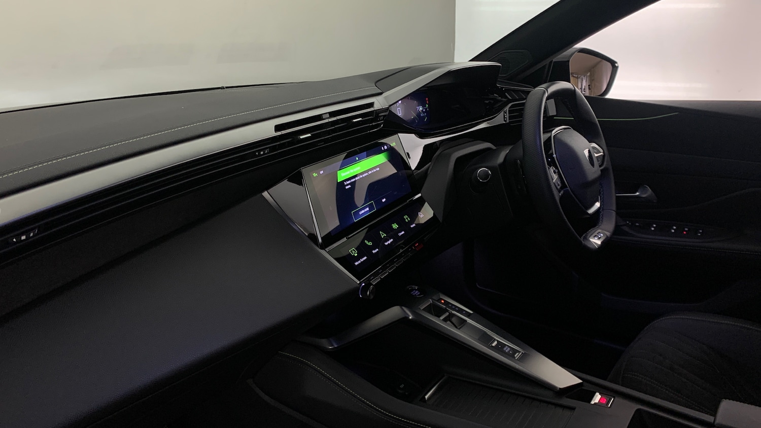 Used Peugeot 408 2024 for sale - 76389554: Photo 2