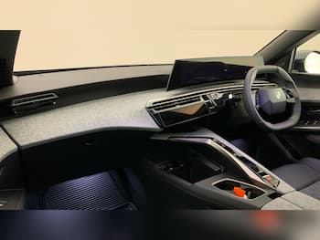 Used Peugeot 5008 2025 for sale - 79781694: Photo