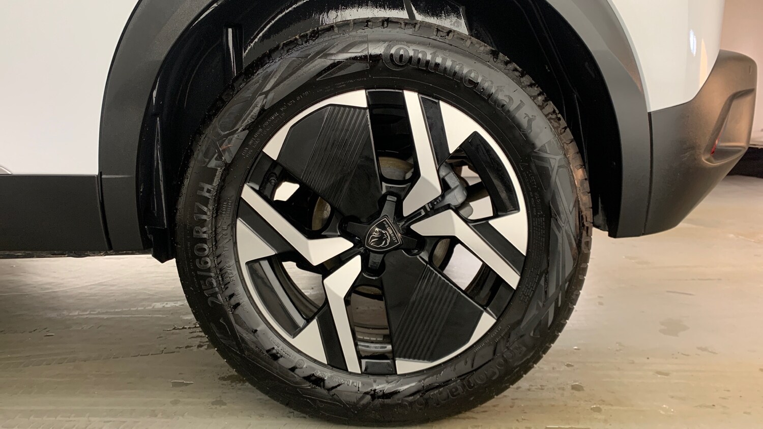 Used Peugeot 2008 2025 for sale - 76621410: Photo 17