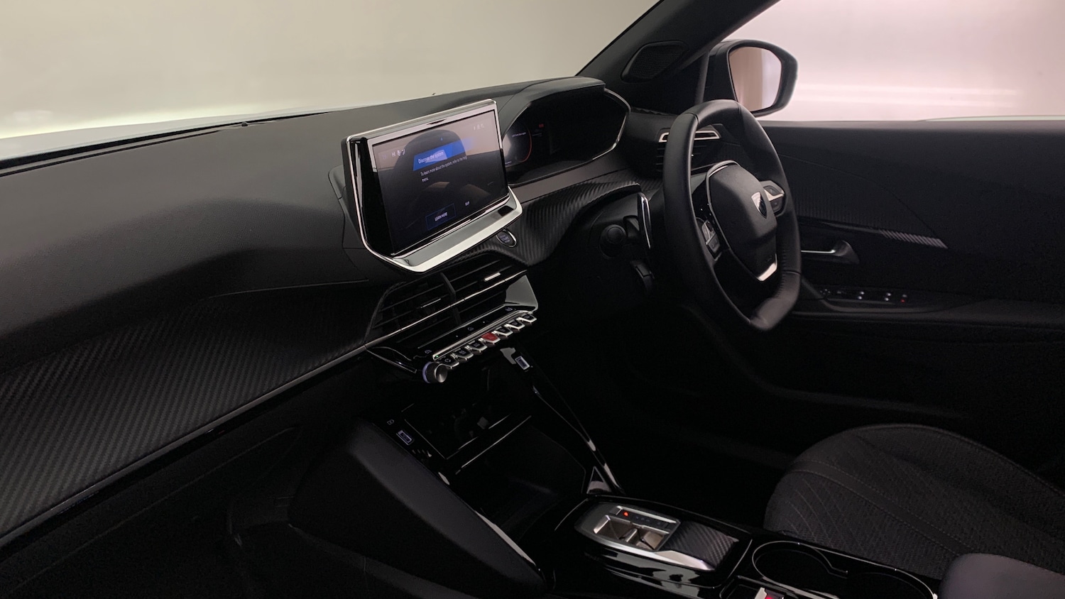 Used Peugeot 2008 2025 for sale - 76621410: Photo 2