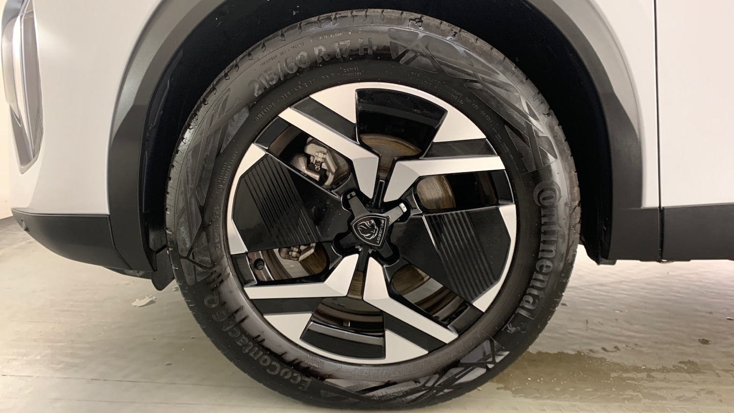 Used Peugeot 2008 2025 for sale - 76621410: Photo 6