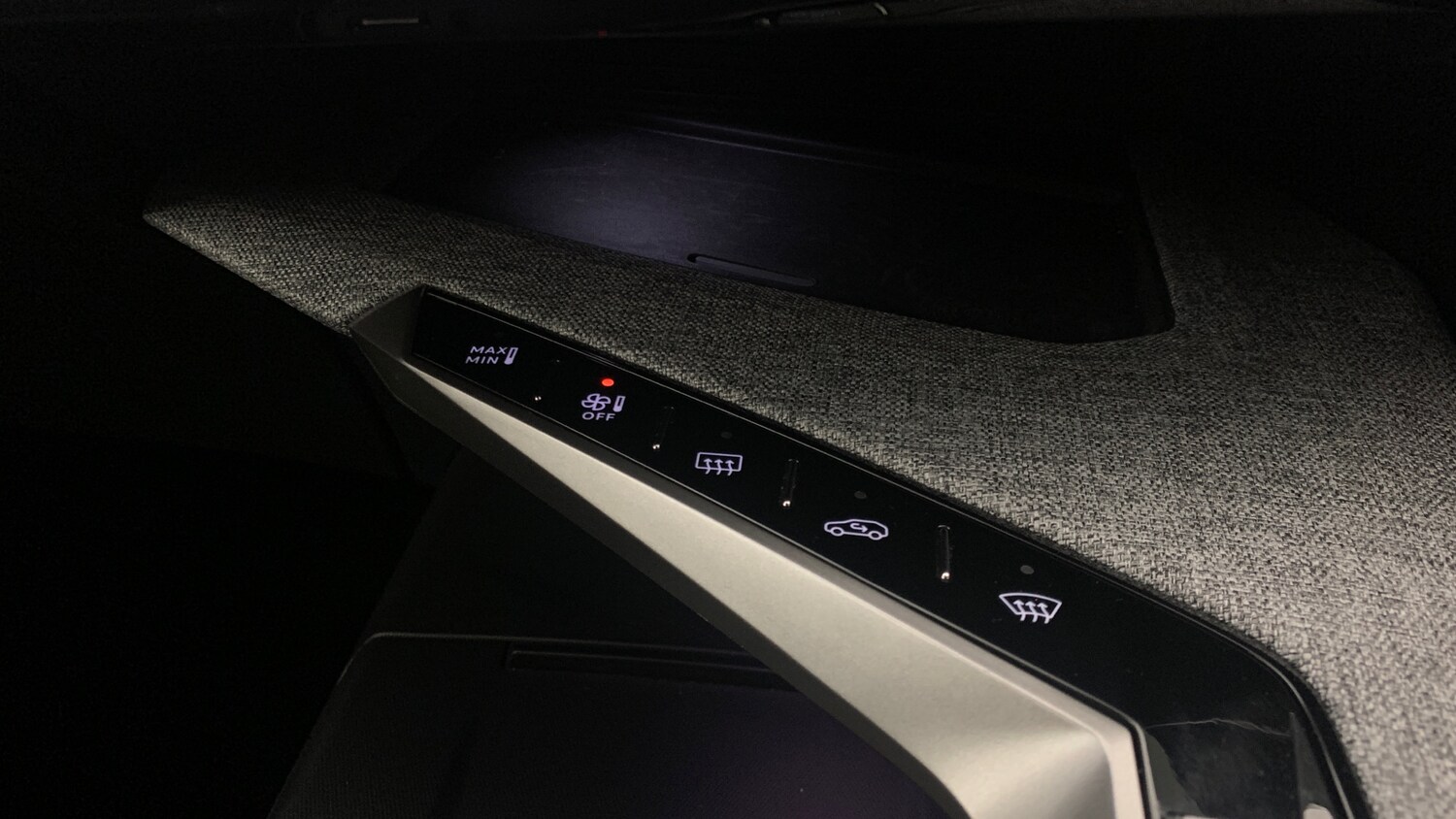 Used Peugeot 3008 2024 for sale - 76260906: Photo 30