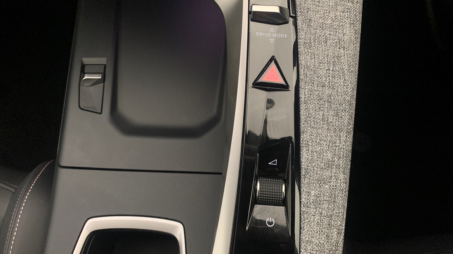 Used Peugeot 3008 2024 for sale - 76260906: Photo 32