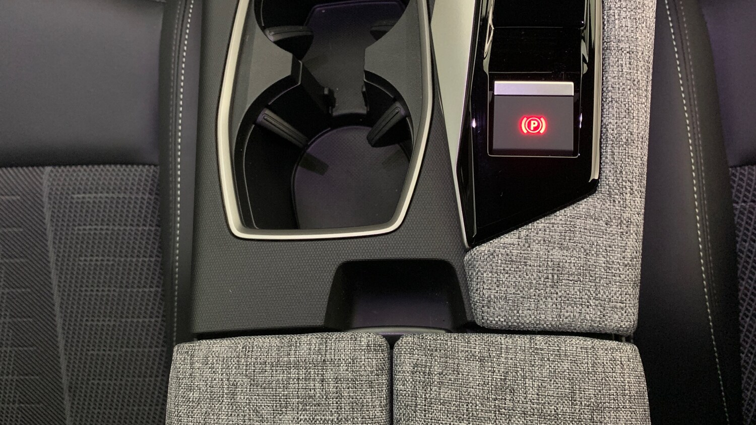 Used Peugeot 3008 2025 for sale - 77497953: Photo 45