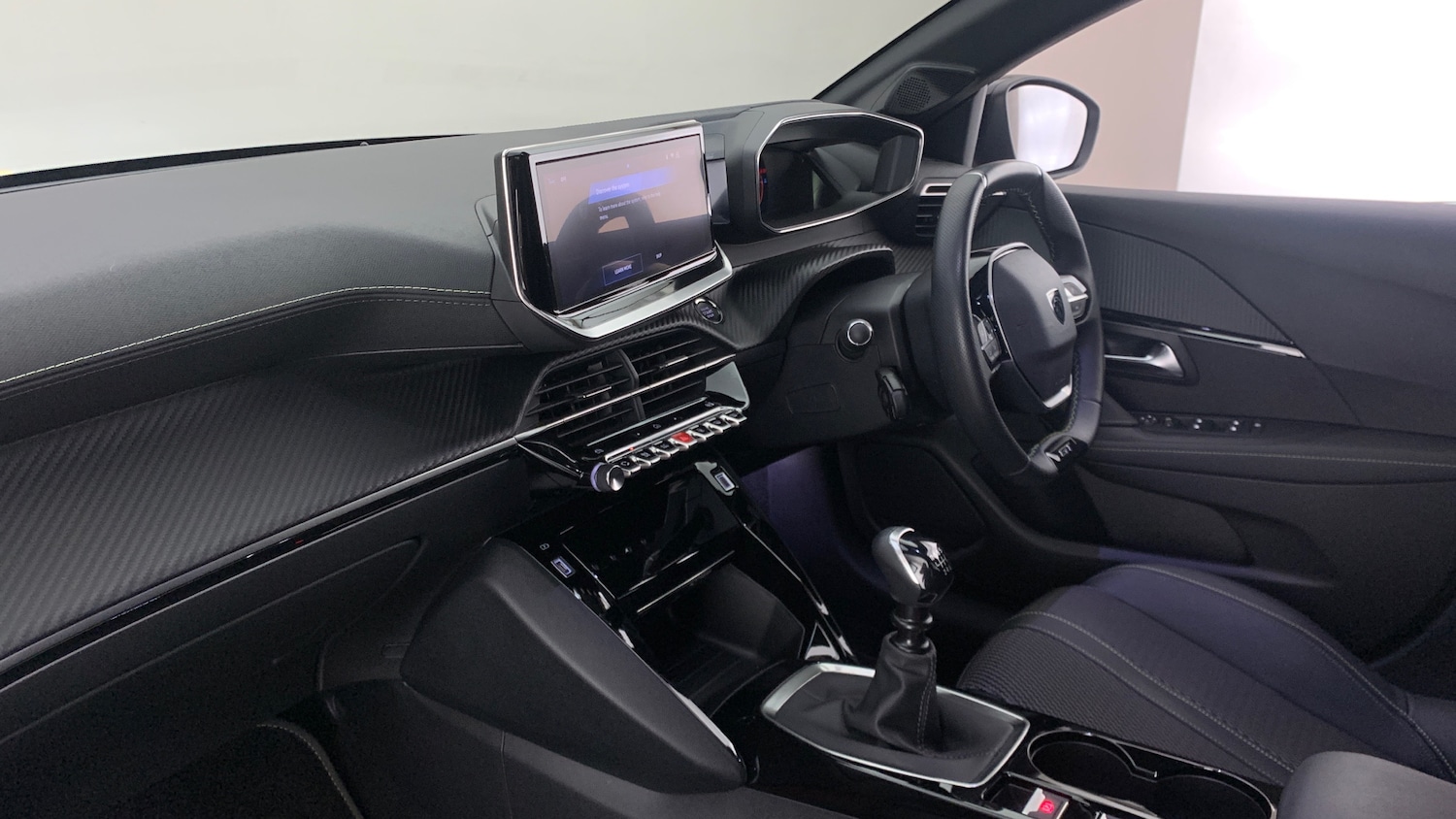 Used Peugeot 208 2024 for sale - 76659860: Photo 2