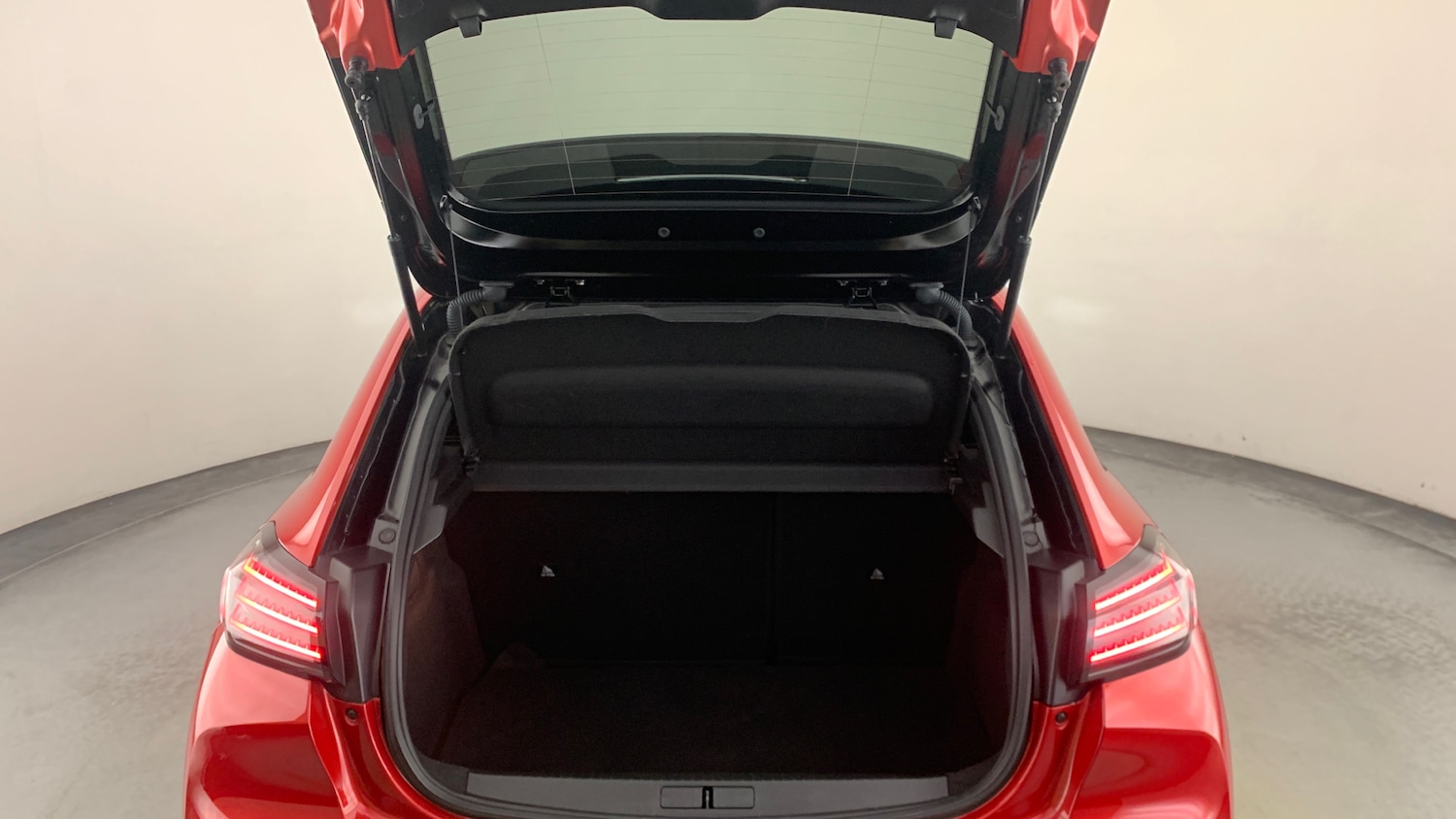 Used Peugeot 208 2024 for sale - 76659860: Photo 5