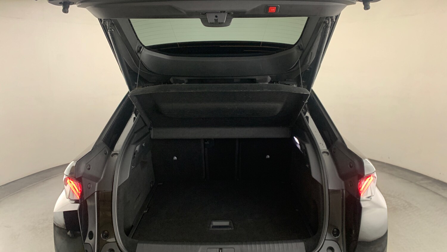 Used Peugeot 3008 2024 for sale - 76621455: Photo 5