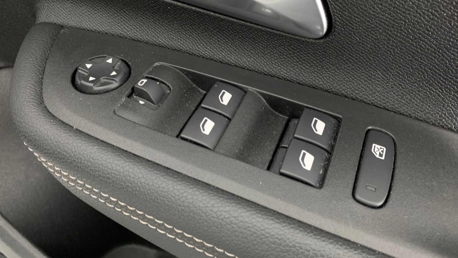 Used Vauxhall Mokka Electric 2023 for sale - 78008391: Photo 39