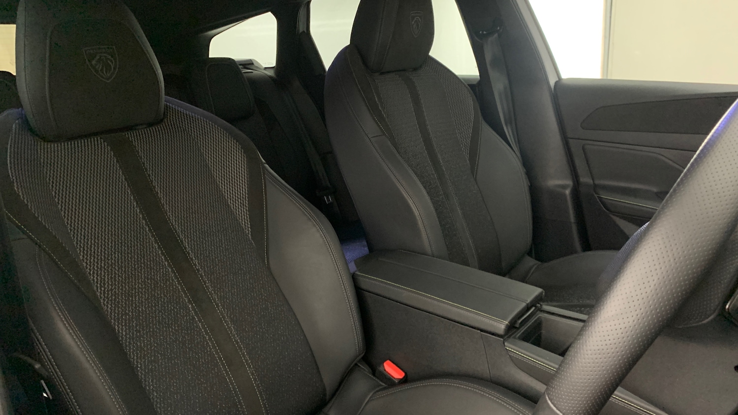 Used Peugeot 308 2025 for sale - 77042322: Photo 44