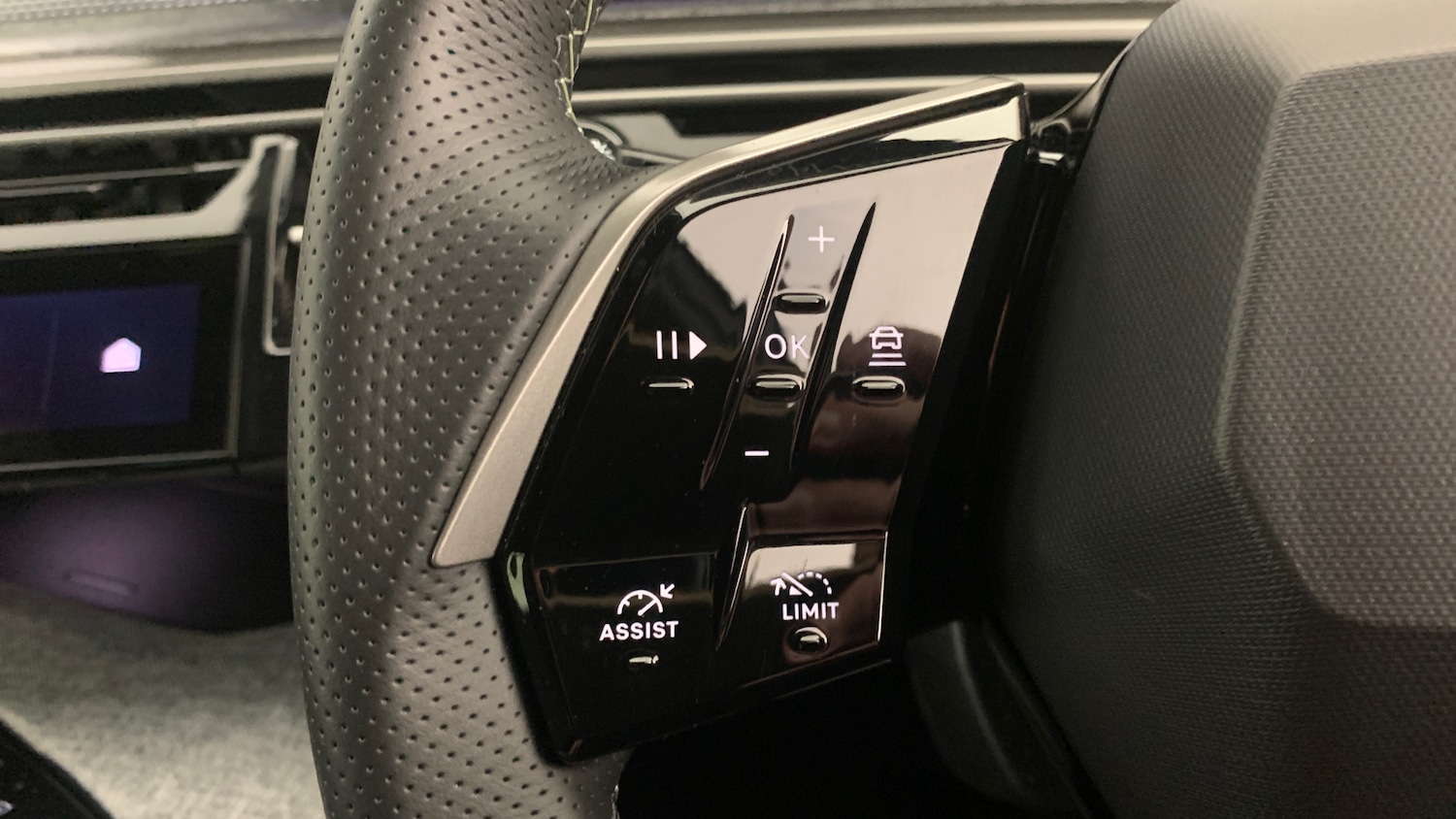 Used Peugeot 5008 2025 for sale - 76586430: Photo 19