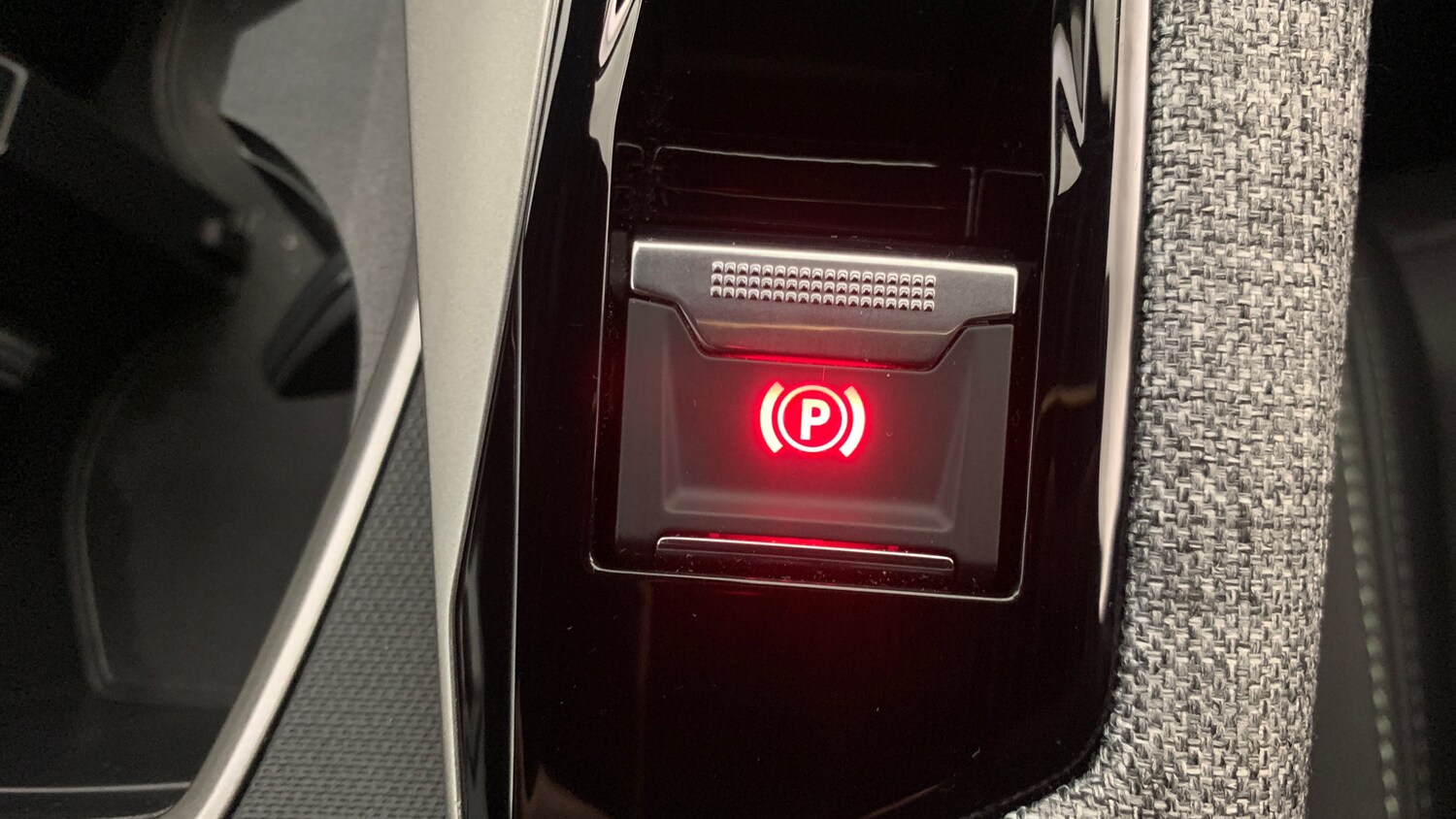 Used Peugeot 5008 2025 for sale - 76586430: Photo 35