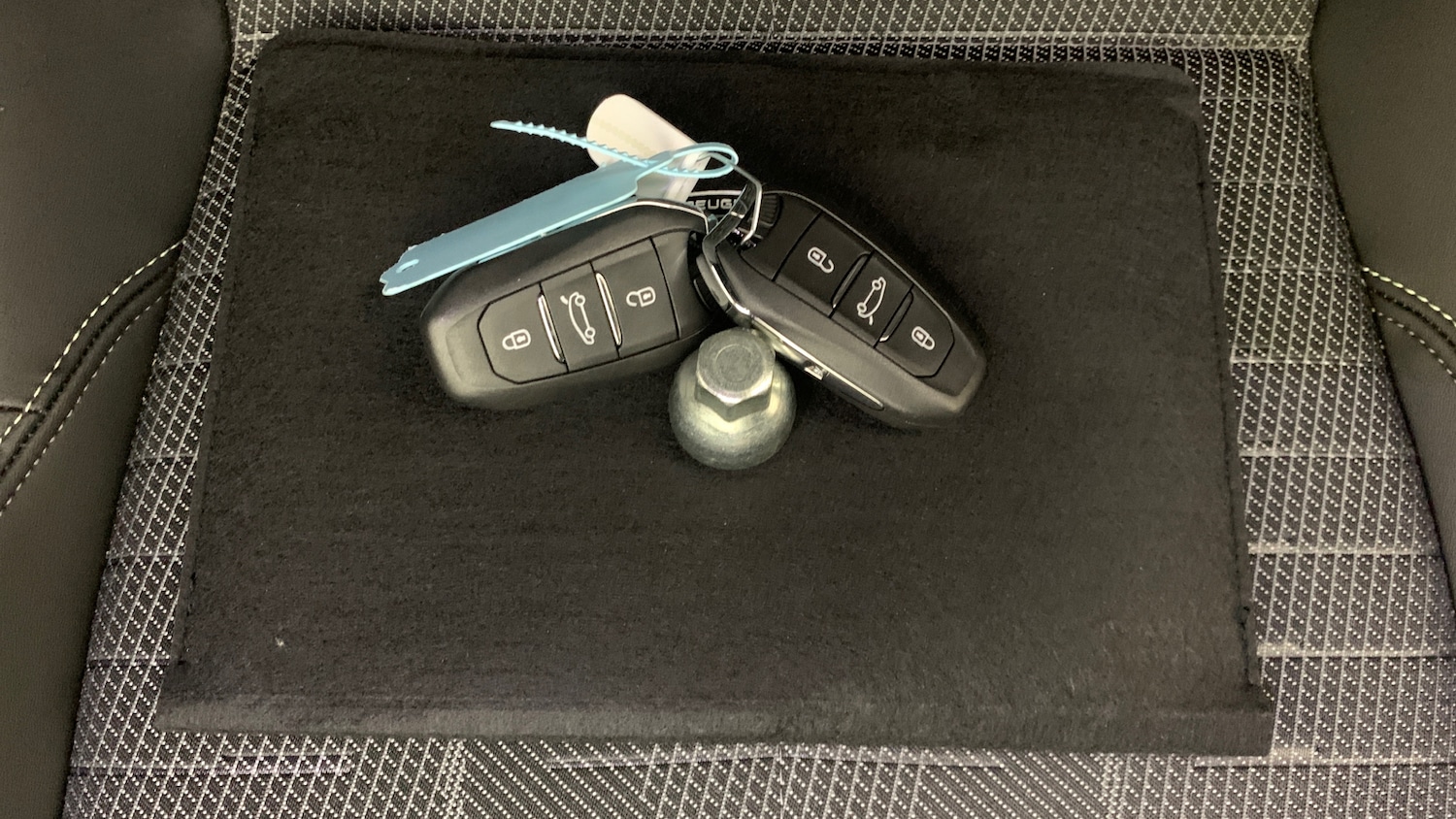 Used Peugeot 5008 2025 for sale - 76586430: Photo 44