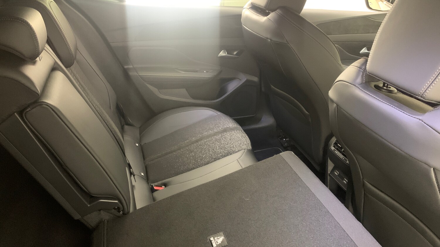 Used Peugeot 408 2025 for sale - 77754949: Photo 39