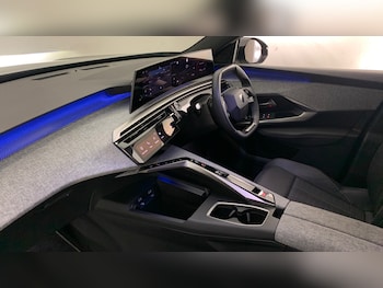 Used Peugeot 5008 2025 for sale - 77994689: Photo