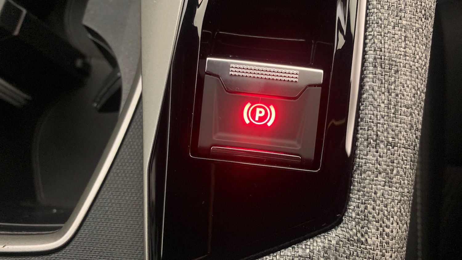 Used Peugeot 5008 2025 for sale - 77067389: Photo 36