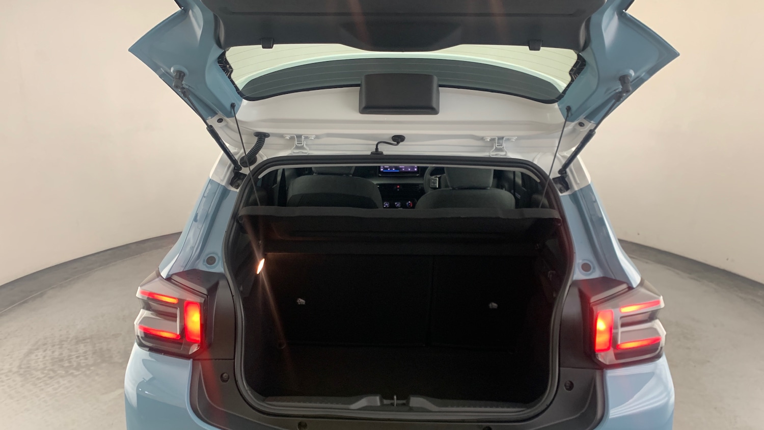 Used Citroen C3 2025 for sale - 76327712: Photo 5