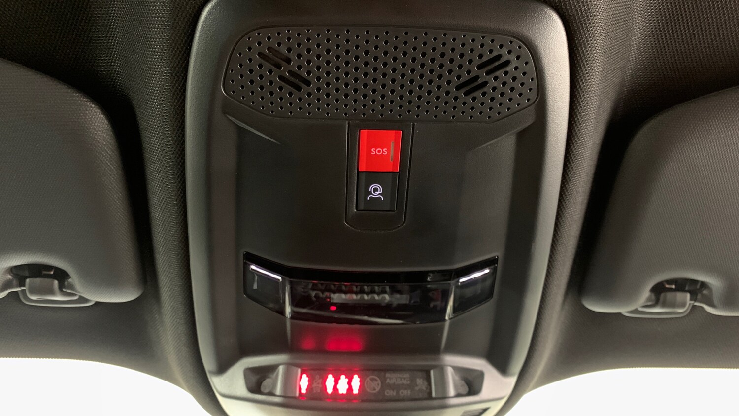 Used Peugeot 2008 2024 for sale - 76647062: Photo 34