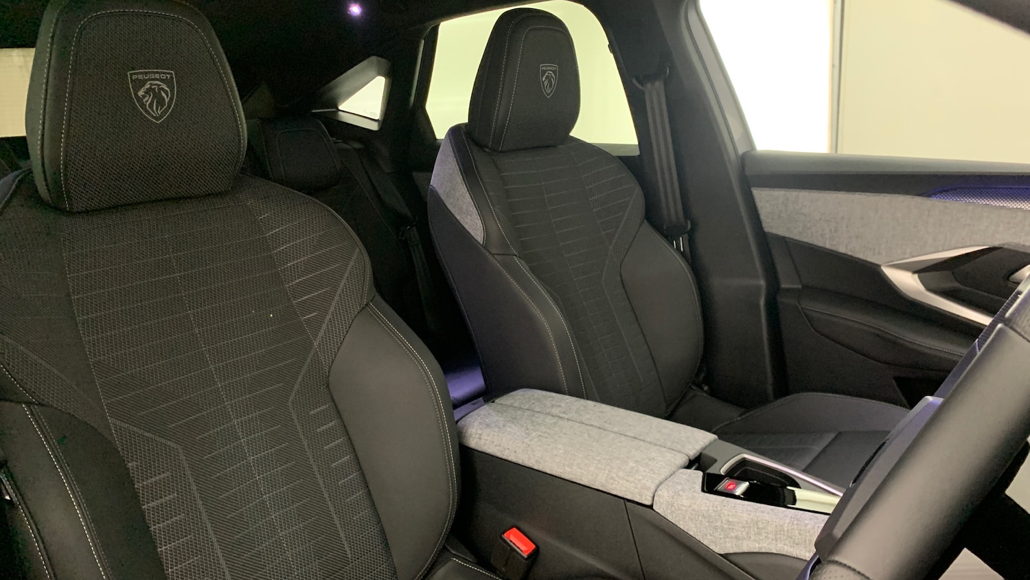 Used Peugeot 3008 2025 for sale - 76574306: Photo 44