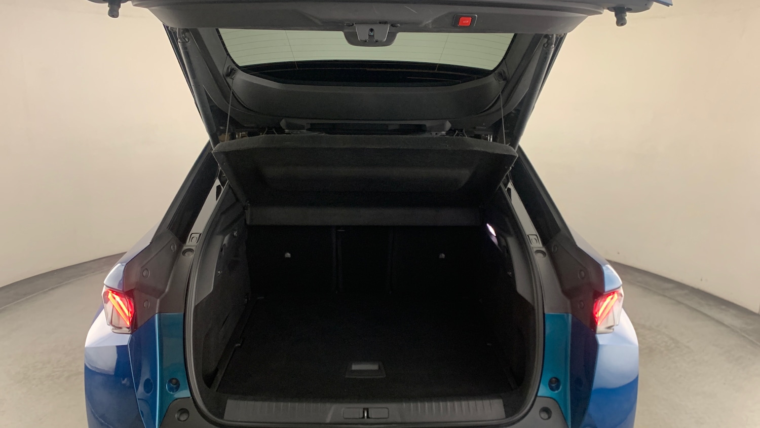 Used Peugeot 3008 2025 for sale - 76887939: Photo 5