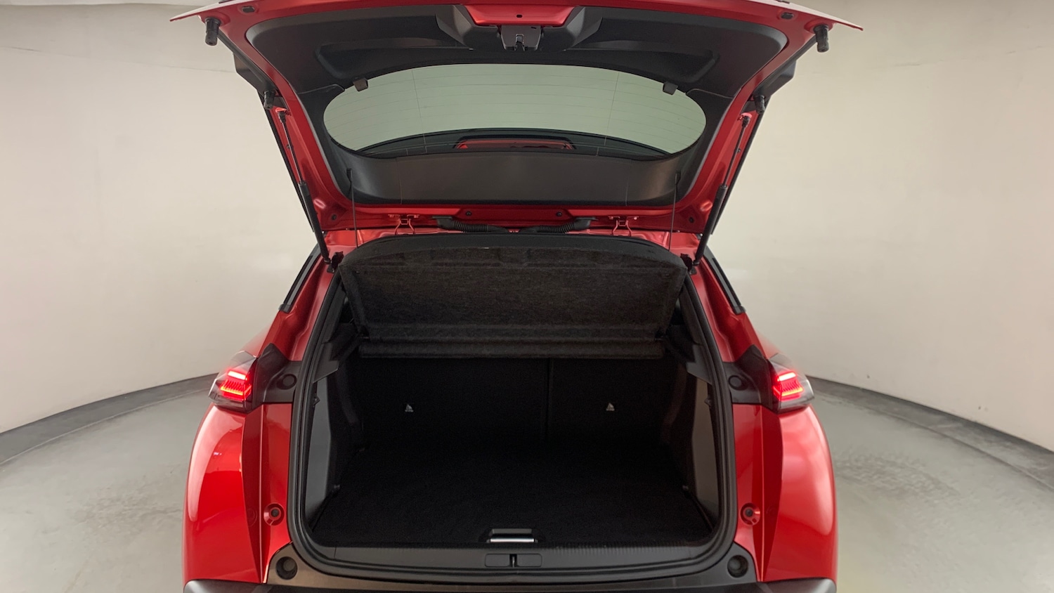 Used Peugeot 2008 2024 for sale - 77110081: Photo 6