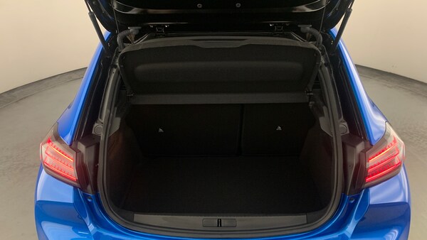 Used Peugeot 208 2024 for sale - 76168064: Photo 5