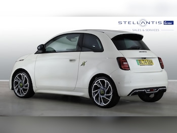 Used Abarth 500 2024 for sale - 79076782: Photo