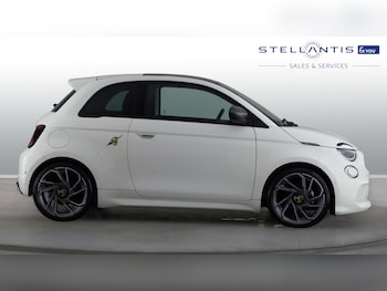 Used Abarth 500 2024 for sale - 79076782: Photo