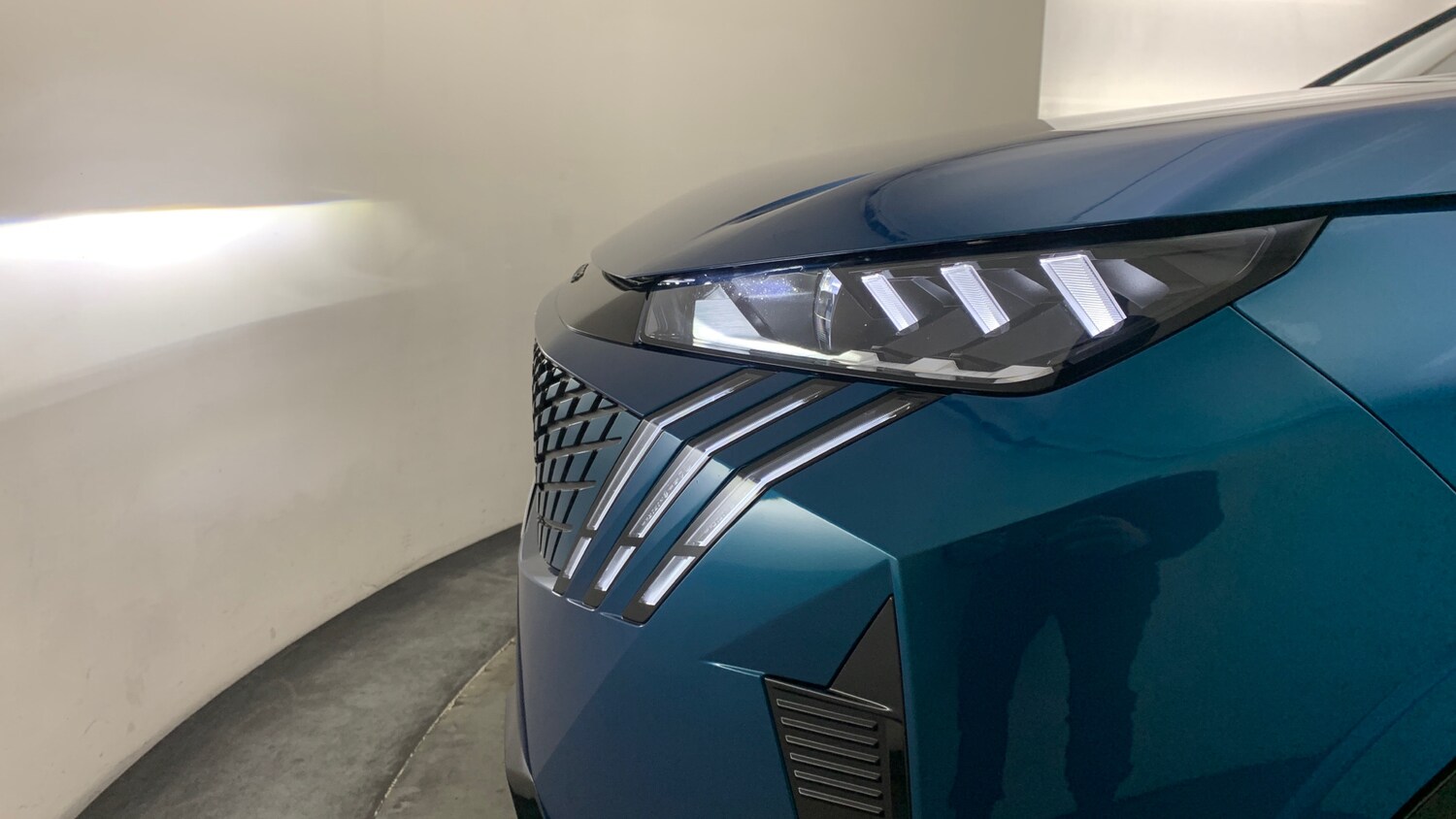 Used Peugeot 5008 2024 for sale - 77551333: Photo 51