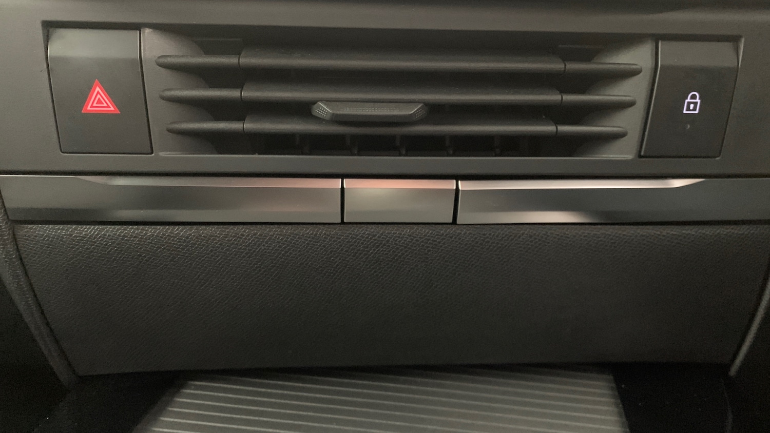 Used Vauxhall Astra 2023 for sale - 77042351: Photo 32