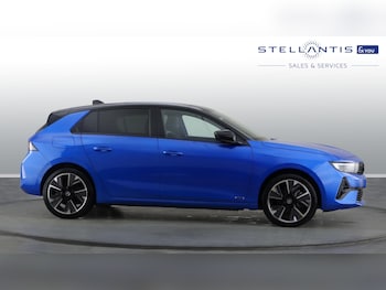 Used Vauxhall Astra 2023 for sale - 77042351: Photo