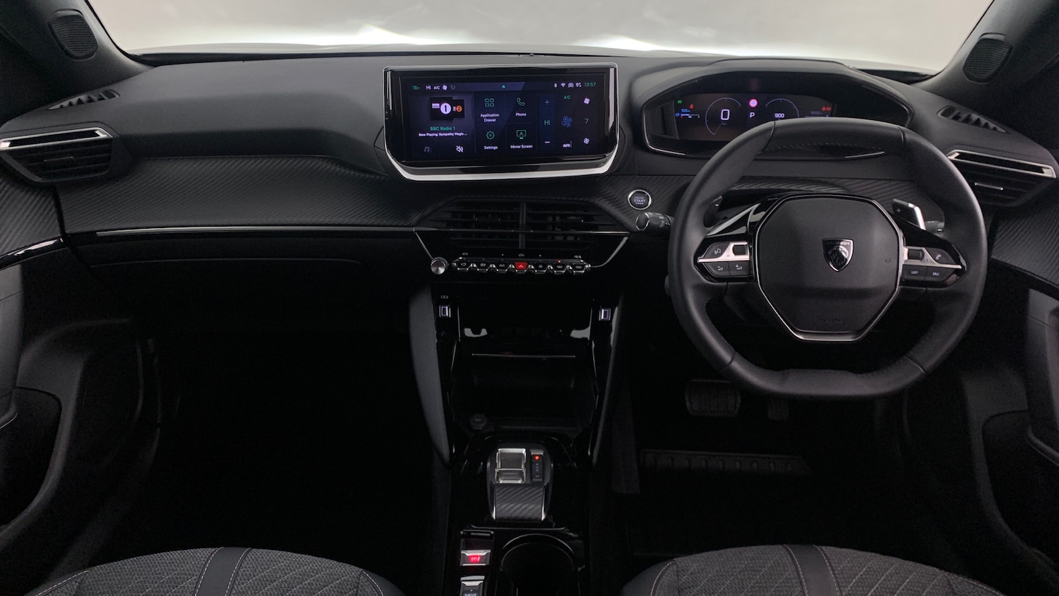 Used Peugeot 2008 2024 for sale - 76486419: Photo 9