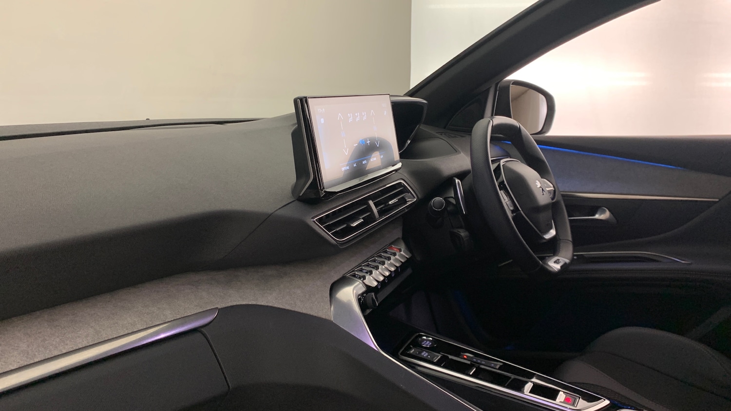 Used Peugeot 3008 2024 for sale - 76338294: Photo 2