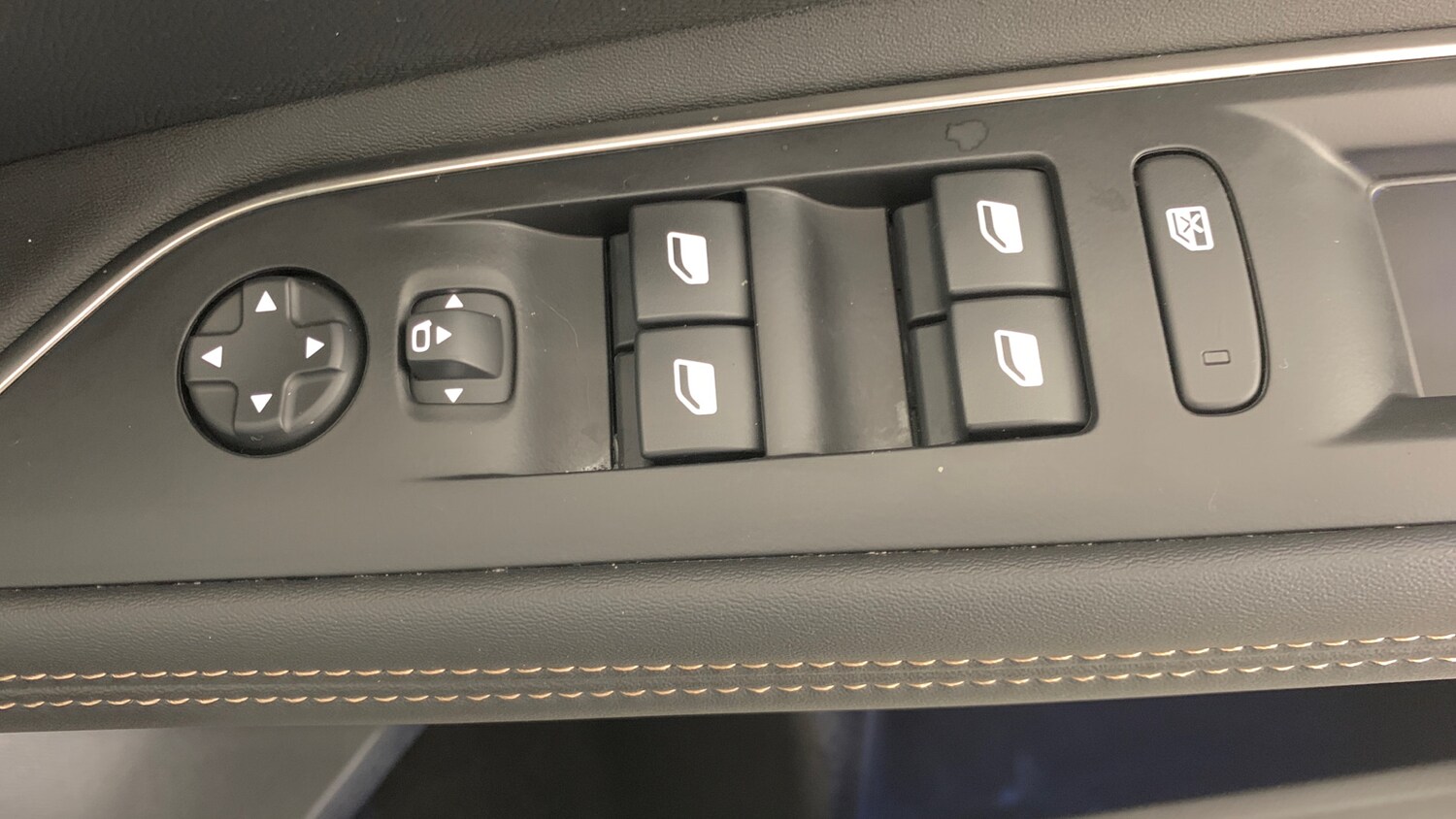 Used Peugeot 3008 2024 for sale - 76338294: Photo 40