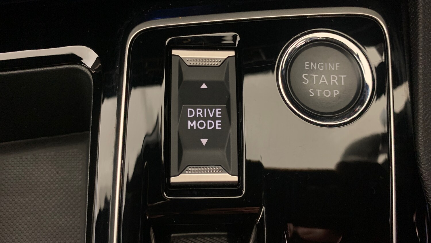 Used Peugeot 5008 2024 for sale - 76621456: Photo 32