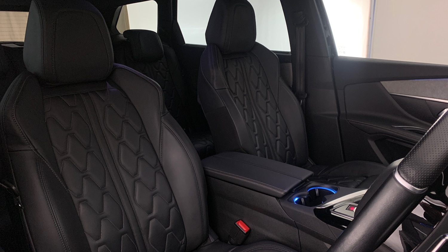 Used Peugeot 5008 2024 for sale - 76621456: Photo 44