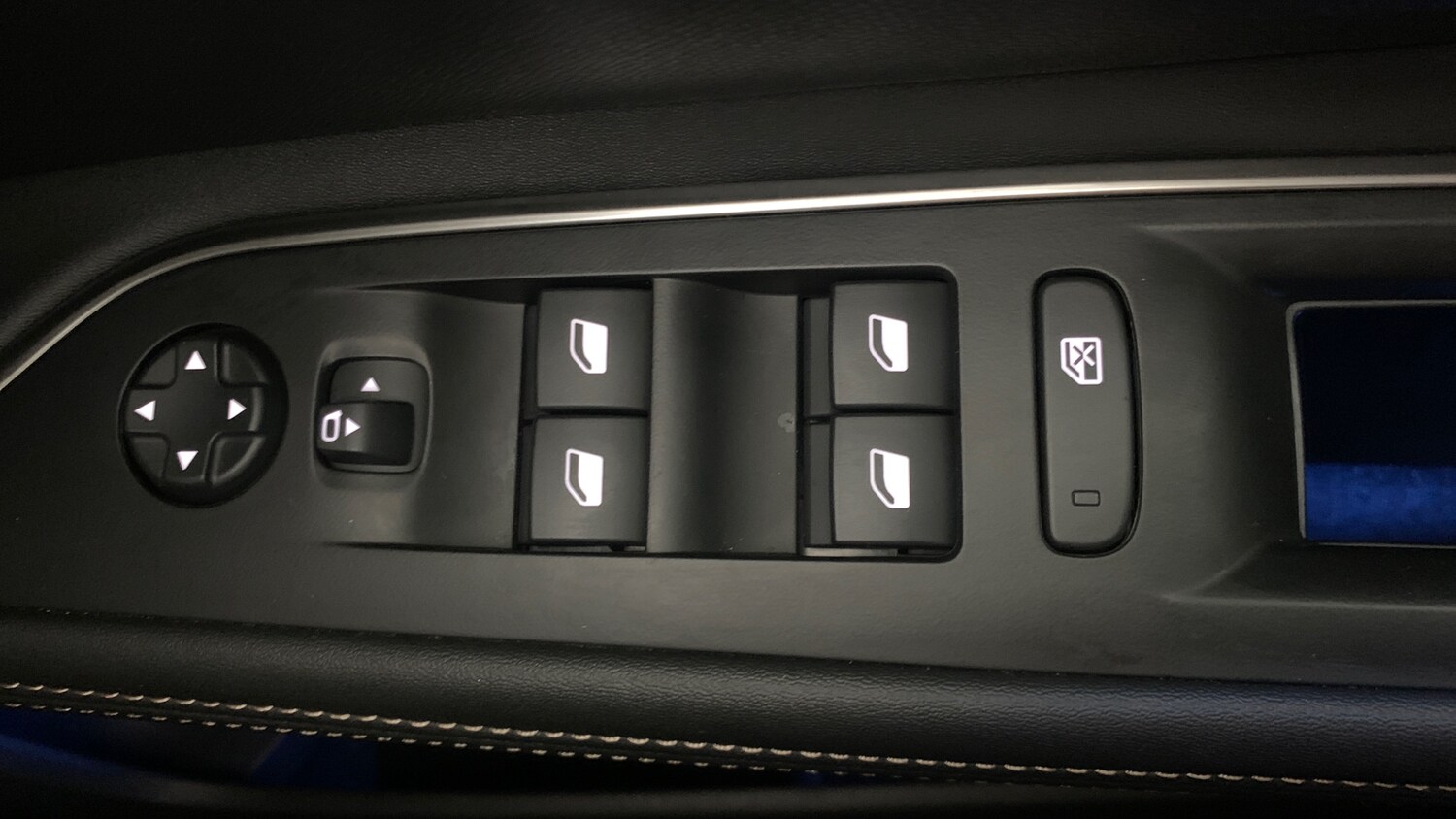 Used Peugeot 5008 2024 for sale - 76228711: Photo 36