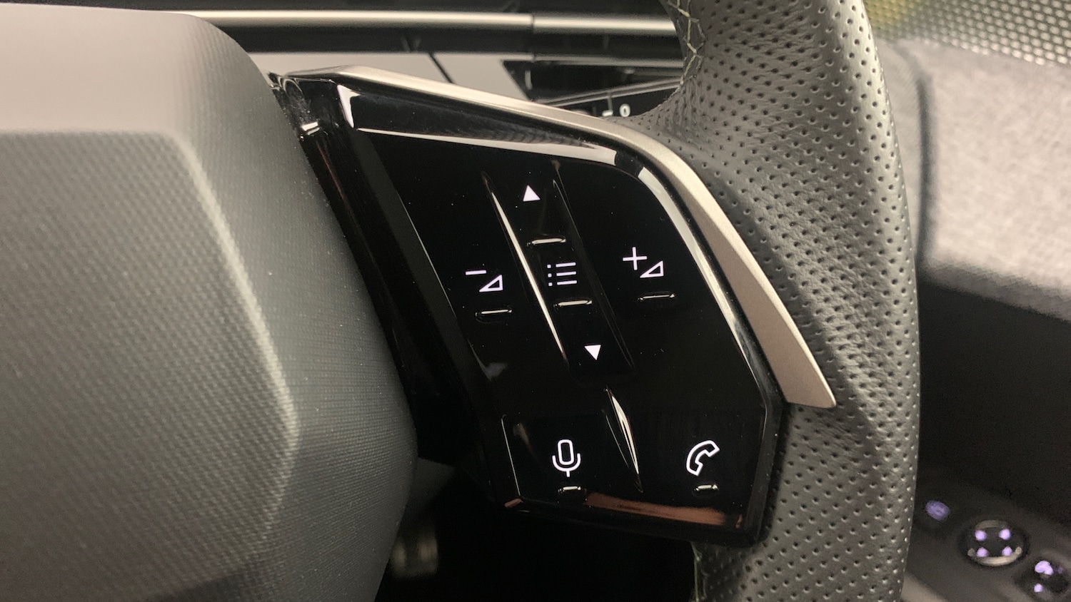 Used Peugeot 5008 2025 for sale - 76139417: Photo 18