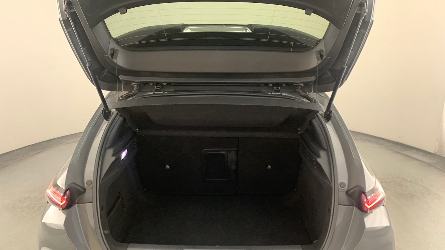 Used Peugeot 308 2024 for sale - 77042317: Photo 5