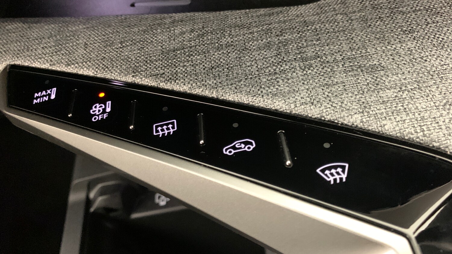 Used Peugeot 3008 2025 for sale - 77659710: Photo 30