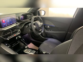 Used Peugeot 2008 2025 for sale - 79646936: Photo