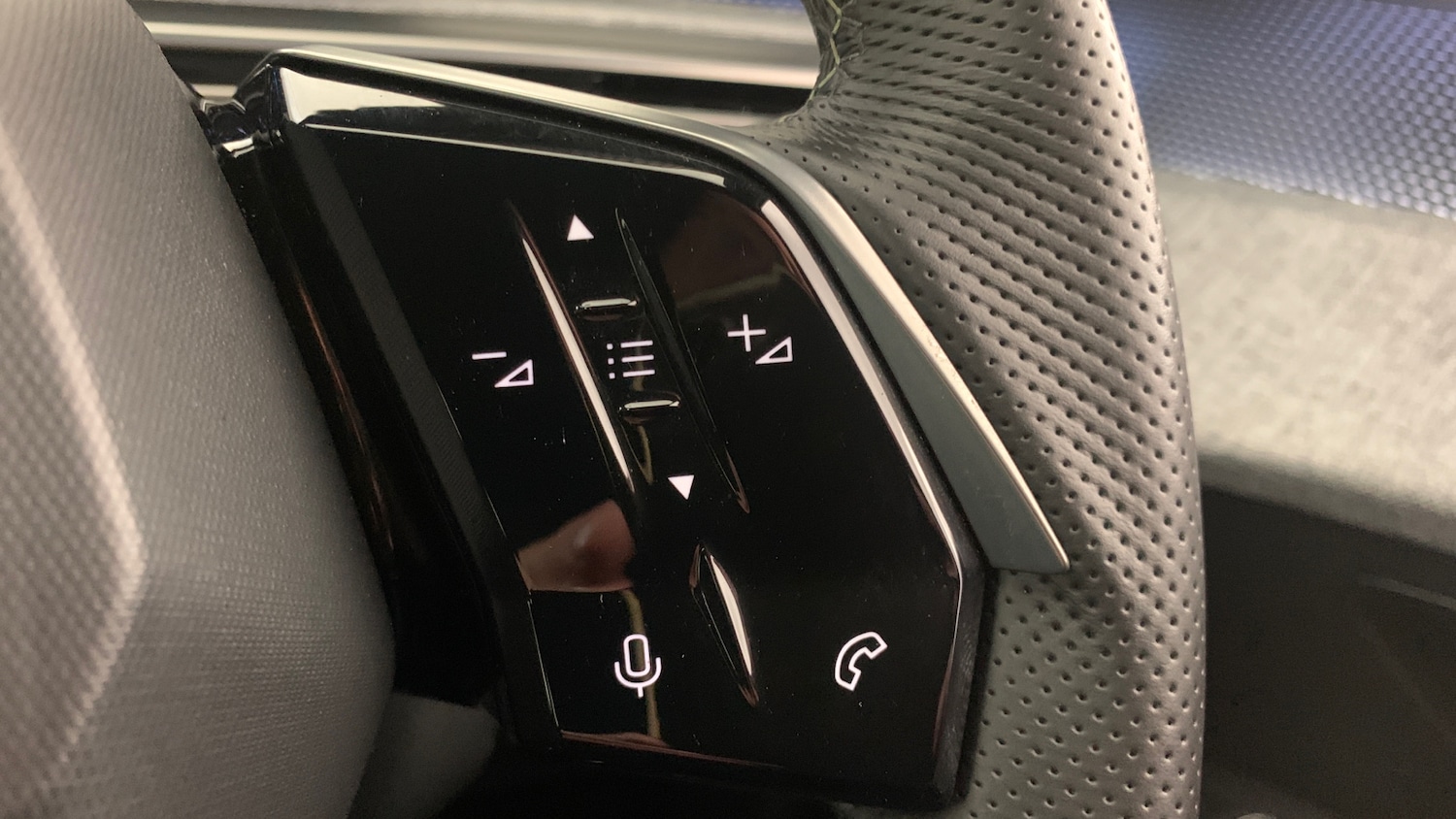 Used Peugeot 3008 2024 for sale - 76621403: Photo 18