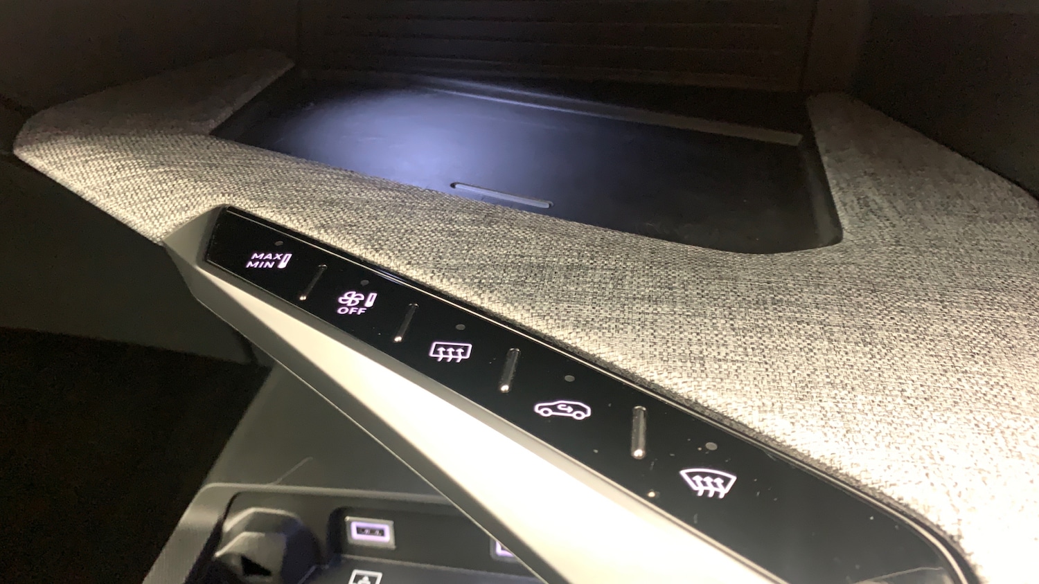 Used Peugeot 3008 2024 for sale - 76621403: Photo 31