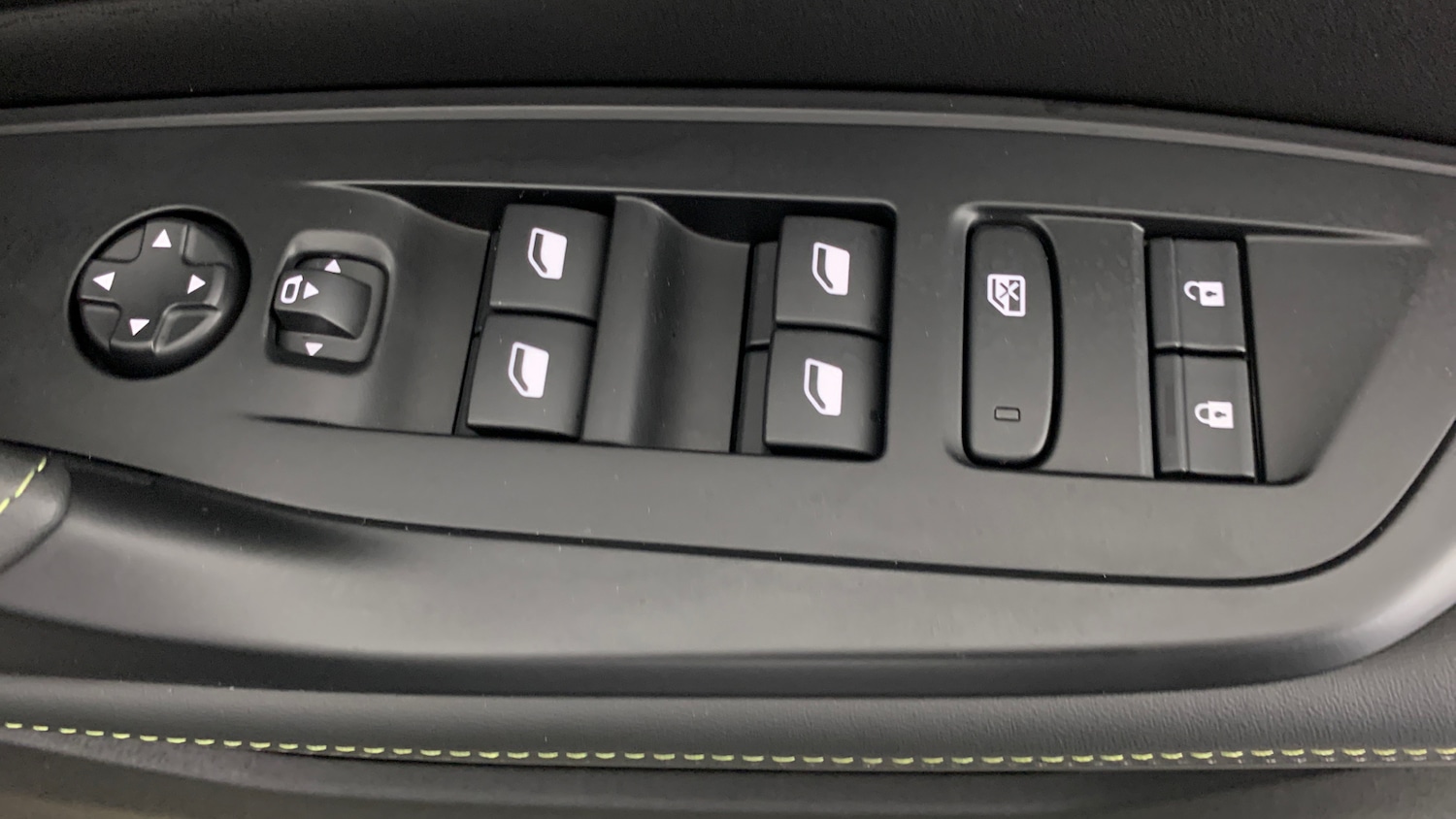 Used Peugeot 408 2025 for sale - 76474350: Photo 38