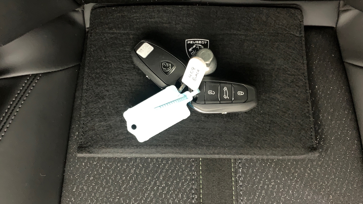 Used Peugeot 408 2025 for sale - 76474350: Photo 42