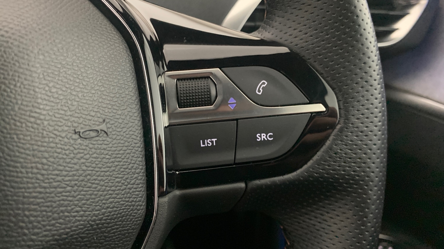 Used Peugeot 5008 2022 for sale - 77121161: Photo 19