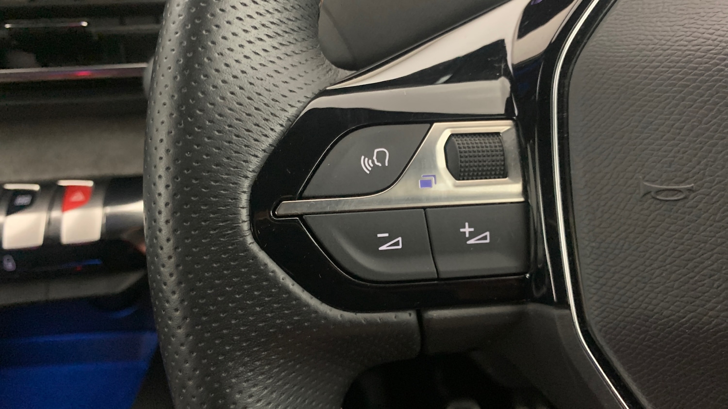 Used Peugeot 5008 2022 for sale - 77121161: Photo 20