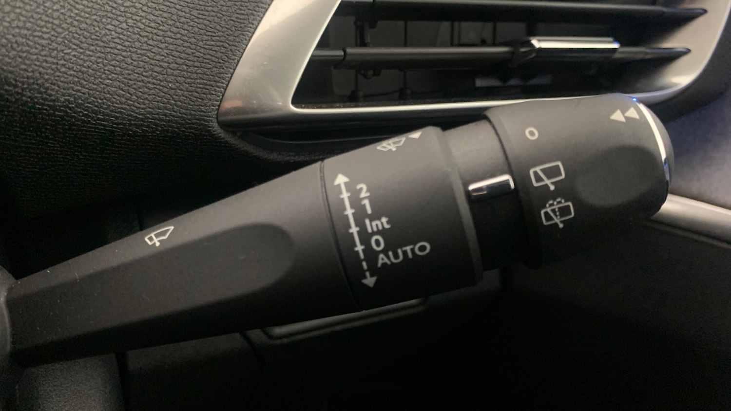 Used Peugeot 5008 2022 for sale - 77121161: Photo 36