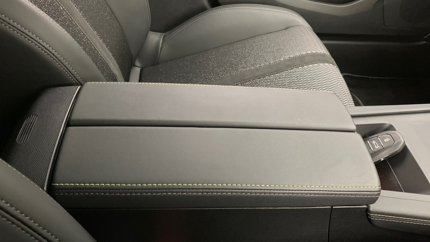 Used Peugeot 408 2025 for sale - 77910158: Photo 55