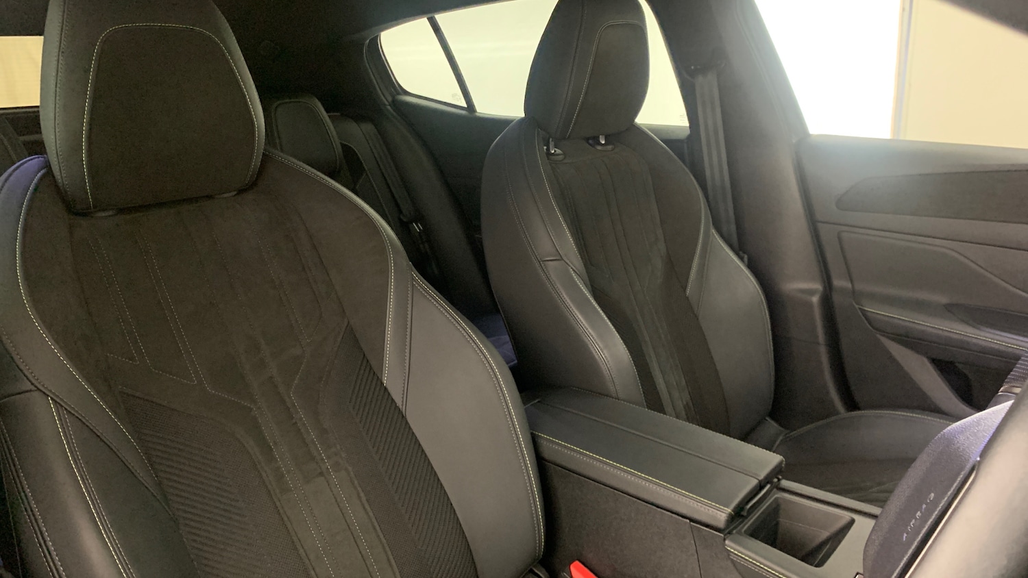 Used Peugeot 408 2024 for sale - 76474340: Photo 44